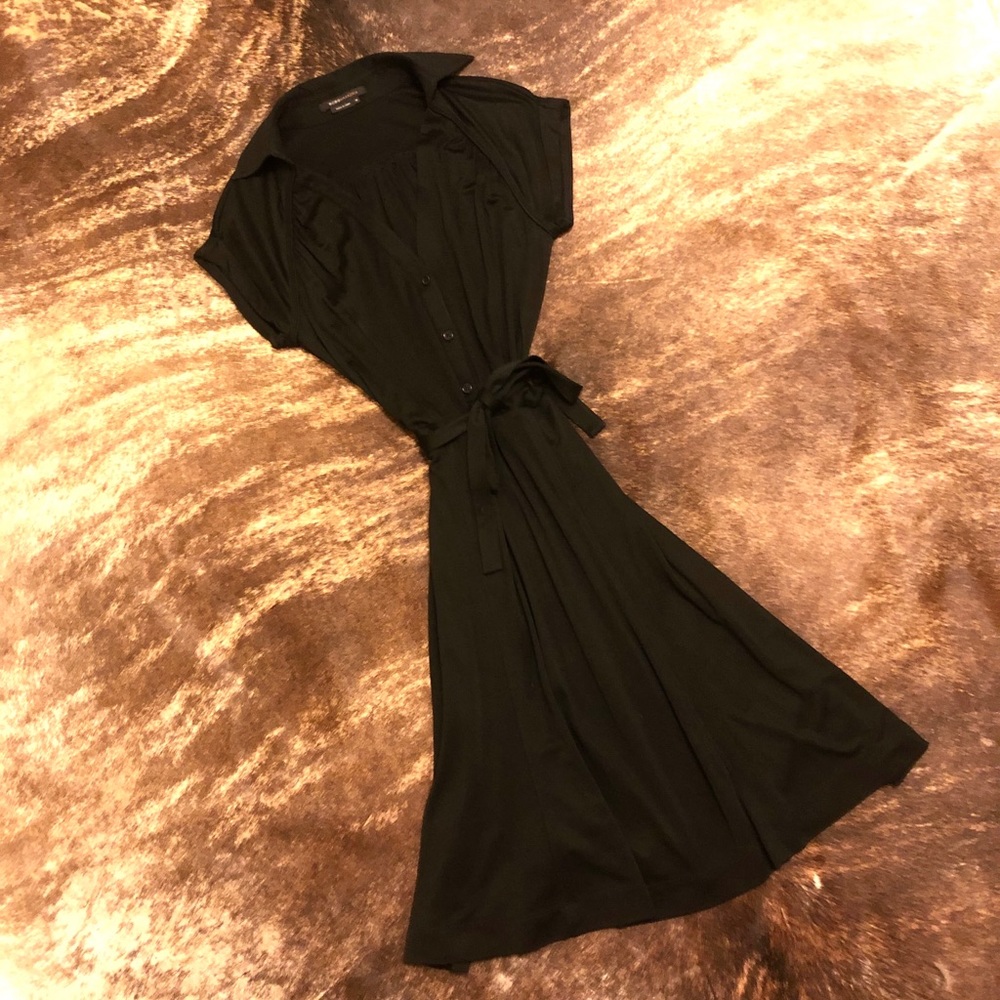 BCBG MAXAZRIA Black Midi dress w/ tie waiste
